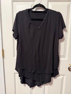 Latched Mama V-Neck Nursing Tee 2.0
